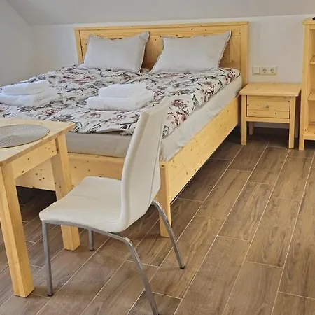 Apartmaji Bella Apartment *